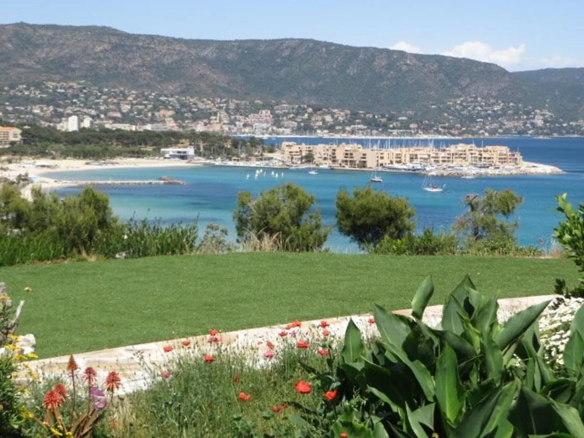 Studio Bormes-les-Mimosas, 1 pièce, 2 personnes - FR-1-610-63 Appartamento Bormes-les-Mimosas